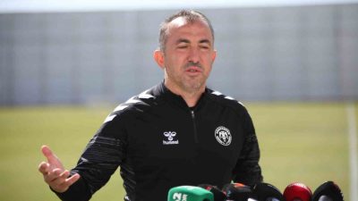 Konyaspor Teknik Direktörü Recep Uçar, Kasımpaşa ile oynayacakları maç öncesinde