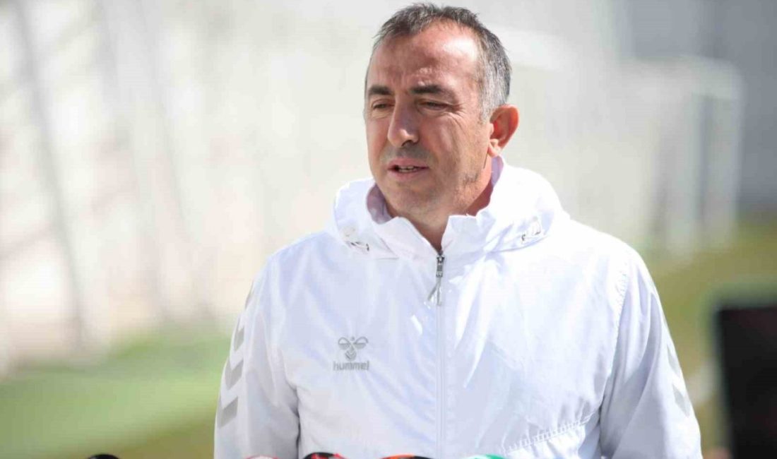 Konyaspor Teknik Direktörü Recep Uçar, Kocaelispor’un her maçta gelişen bir