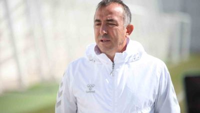 Konyaspor Teknik Direktörü Recep Uçar, Kocaelispor’un her maçta gelişen bir