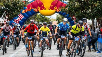 Red Bull Geç Kalma, bisiklet tutkunlarını Adalar’da bir araya getirdi.