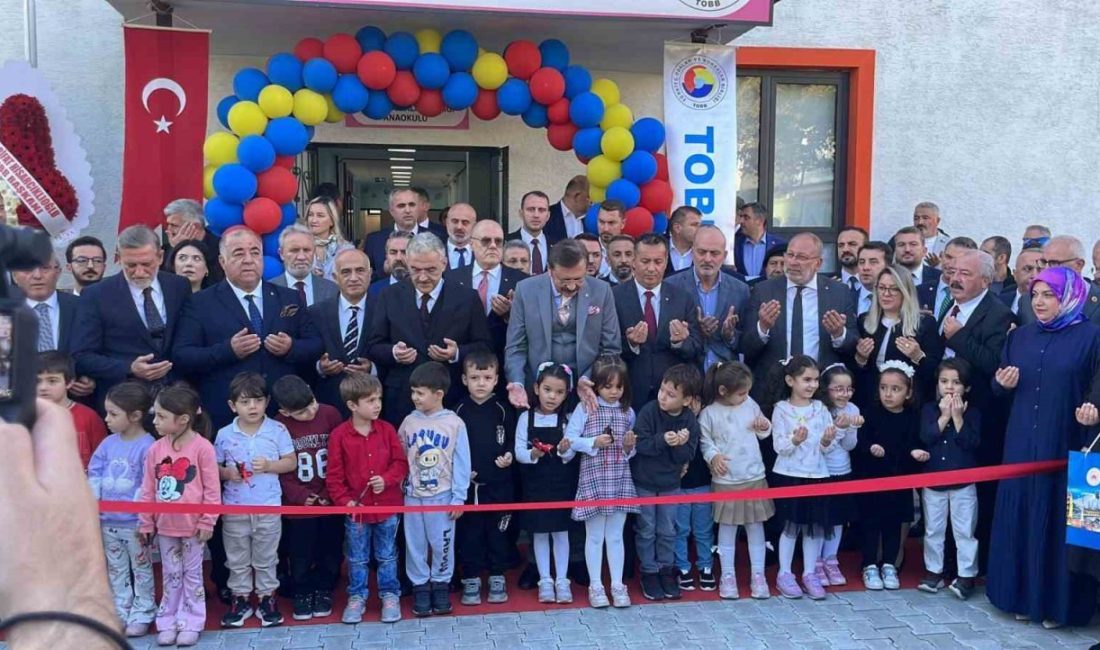 Rıfat Hisarcıklıoğlu Gemlik’te TOBB Anaokulu açılışına katıldı Türkiye Odalar ve Borsalar Birliği Başkanı Rıfat Hisarcıklıoğlu, Gemlik’te TOBB