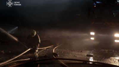 Rusya ordusunun Ukrayna’nın başkenti Kiev’e gerçekleştirdiği saldırıda 2 kişi hayatını