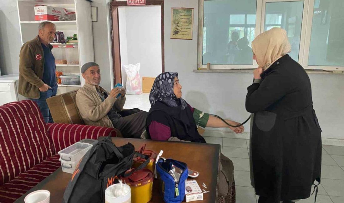 DÜZCE (İHA) – Düzce İl Sağlık Müdürlüğü ekipleri vatandaşların dengeli,