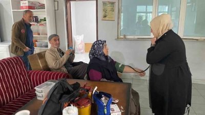 DÜZCE (İHA) – Düzce İl Sağlık Müdürlüğü ekipleri vatandaşların dengeli,