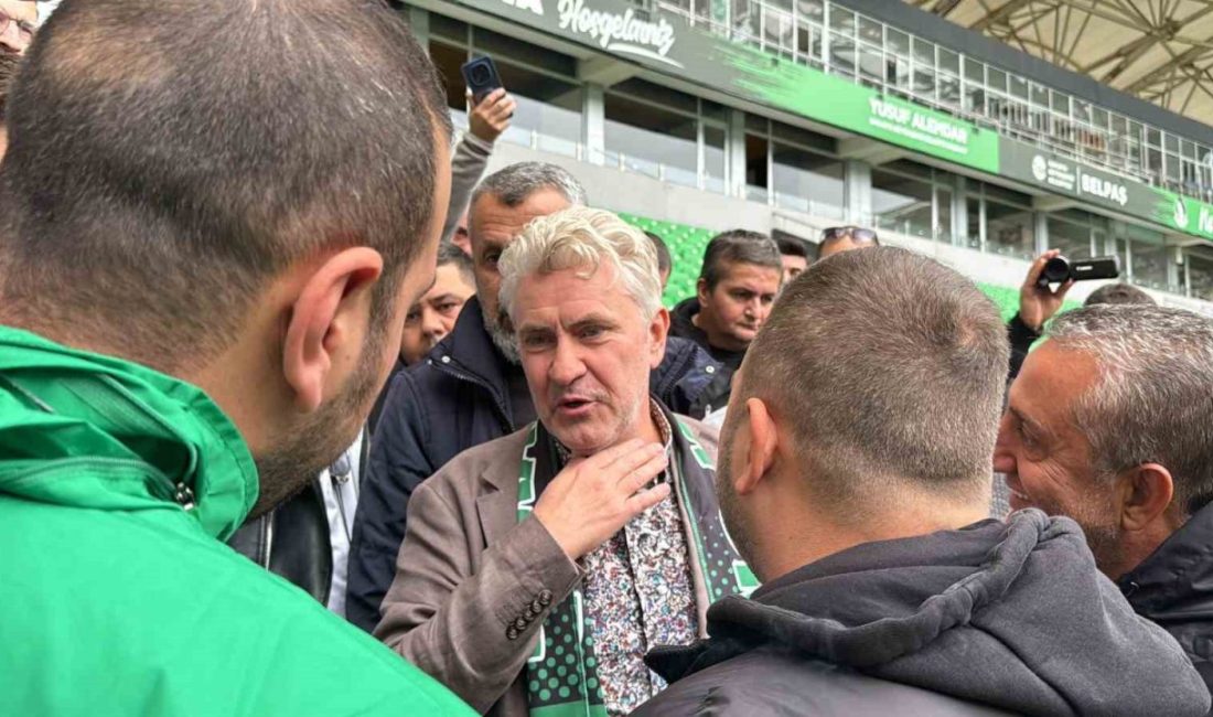 Sakaryaspor’un olağanüstü genel kurulunda başkanlığa yeni bir aday çıkmazken mevcut