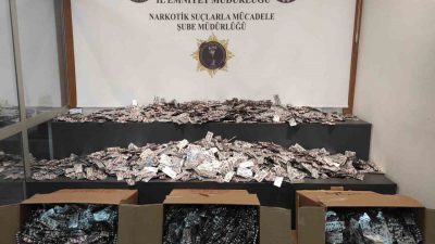 Samsun polisi, il dışından yüklü miktarda uyuşturucu hap sevkiyatı yapılacağı