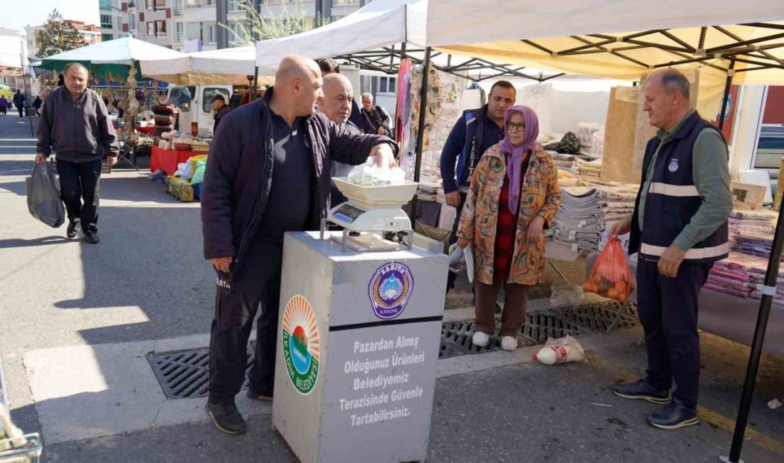 Samsun’un İlkadım Belediyesi, semt pazarlarına yönelik tartı uygulaması başlattı. Vatandaşlar,