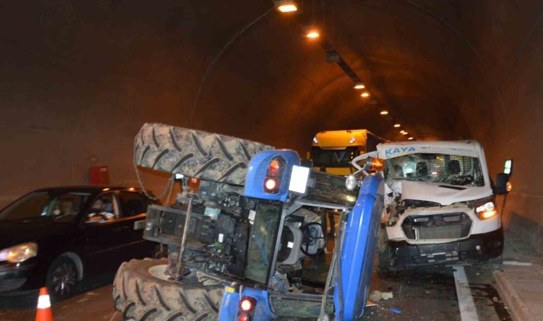 Samsun’un Havza ilçesinde tünelde kamyonet ile traktörün çarpıştığı trafik kazasında