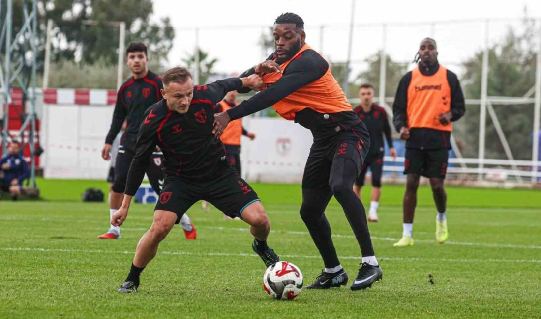 Samsunspor, Kayserispor deplasmanında gülen taraf olmak istiyor Süper Lig’de son 4 haftadır yenilgi yüzü görmeyen Samsunspor, yarın