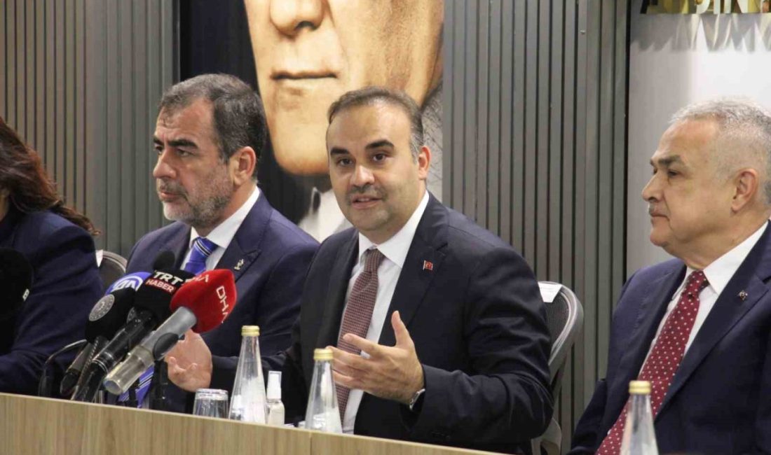 Aydın’ın net bir ihracatçı şehir olduğuna dikkat çeken Sanayi ve