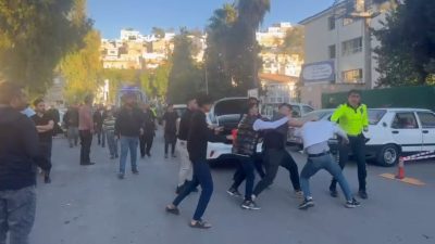 Şanlıurfa’nın Birecik ilçesinde motosikletin çarptığı çocuk yaralandı, kaza sonrası çocuğun