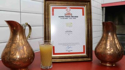 Şanlıurfa mutfağında önemli bir yere sahip olan koruk suyu, “Asma