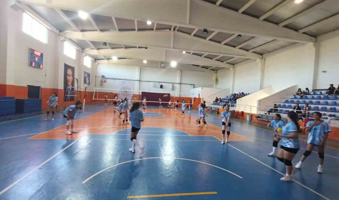 0 mağlup oldu. Sarıgöl Gençlik ve Spor Kompleksi Spor Salonu’nda