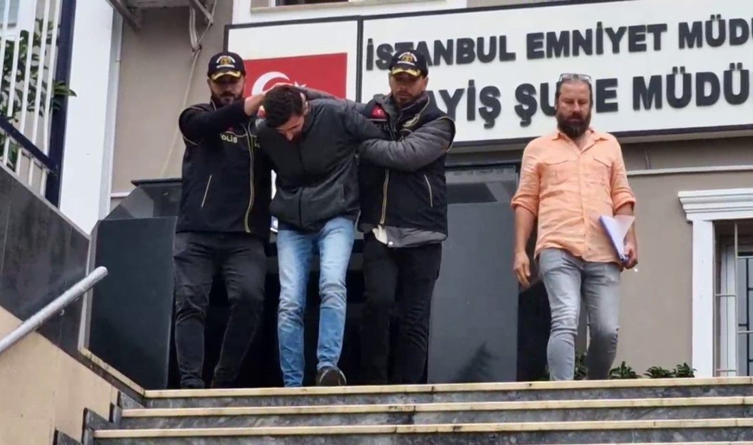 Sarıyer’de motosikletli saldırganlar oto tamirhanesini kurşunladı İstanbul Sarıyer’de bir oto tamirhanesi 2 ay önce motosikletli şahıslarca