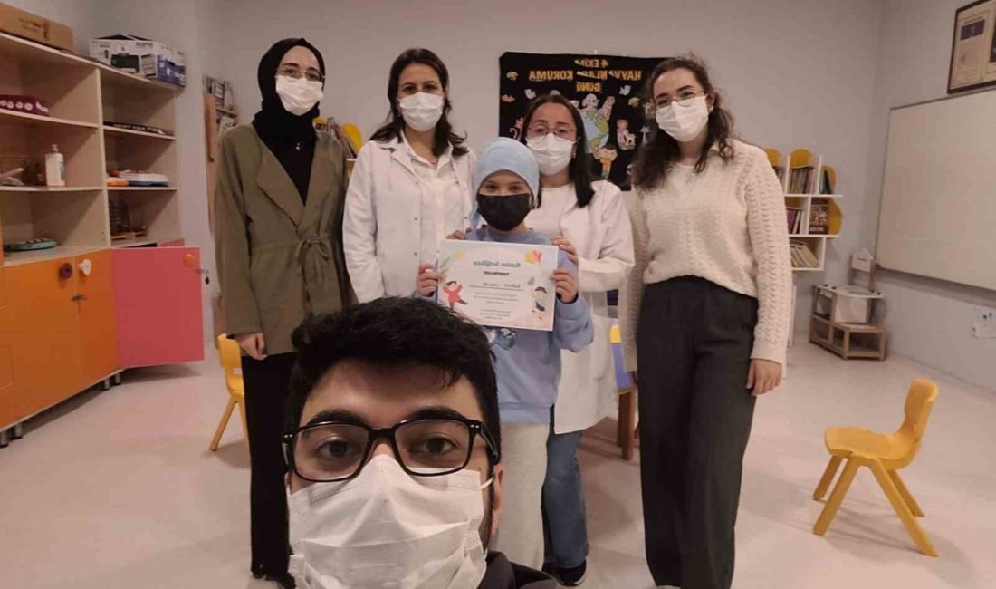 Sakarya Üniversitesinde yürütülen “Hastane Okulu Projesi” üçüncü yılında, onkoloji tedavisi