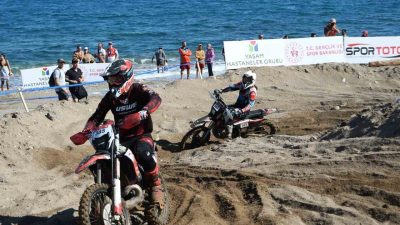 Kemer’de bu yıl 16’ncısı düzenlenen Sea To Sky Enduro Motosiklet
