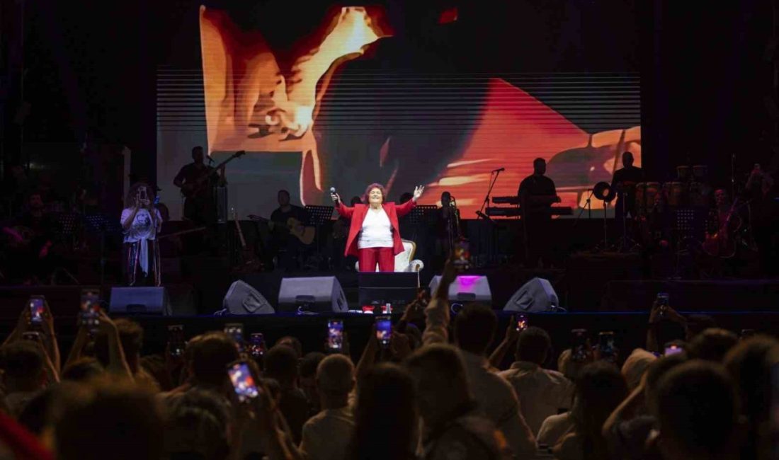 Mersin Büyükşehir Belediyesi tarafından bu yıl 4’üncüsü düzenlenen Mersin Gençlik