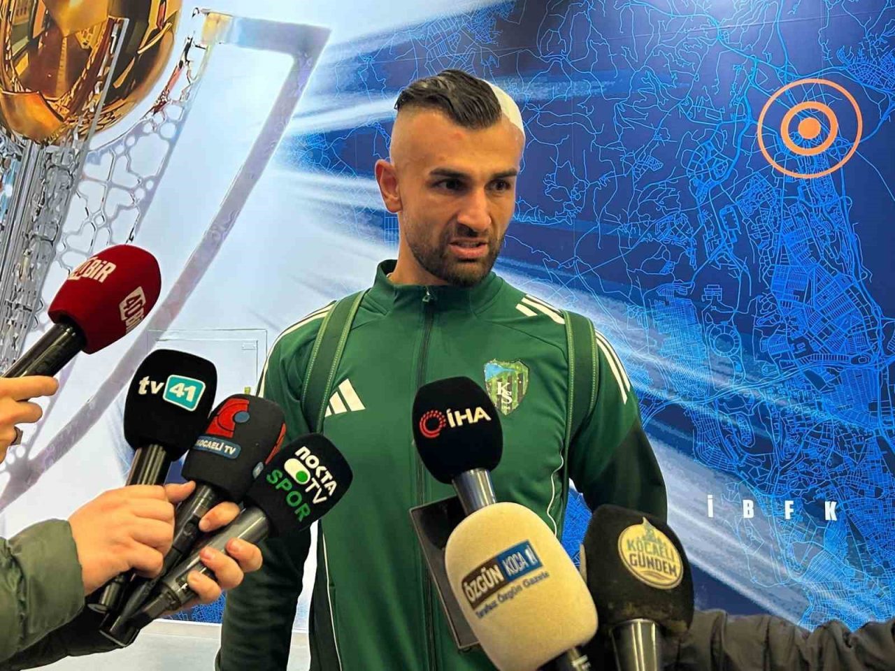 Kocaelispor’un golcü futbolcusu Serdar Dursun, mağlup oldukları RAMS Başakşehir maçının