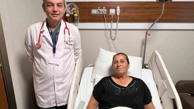 Kahramanmaraş’ta aniden başlayan karın ağrısı nedeniyle hastaneye başvuran kadın, bağırsaklarında