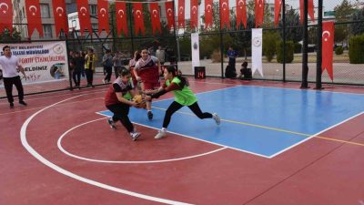 Siirt Belediyesi tarafından 4.’sü düzenlenen 3×3 Sokak Basketbol Turnuvası 5