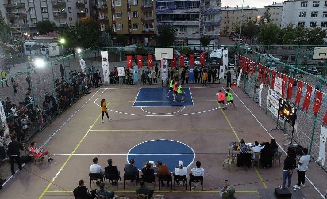 Siirt Belediyesi tarafından bu yıl 4.’sü düzenlenecek olan “3×3 Sokak