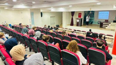 Siirt Eğitim ve Araştırma Hastanesinde sağlık personeline “Klinik Rehberler ve