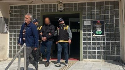 Aydın’ın Efeler ilçesinde işten çıkarıldığı ve parasını alamadığı iddiasıyla eski