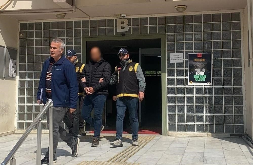 Aydın’ın Efeler ilçesinde işten çıkarıldığı ve parasını alamadığı iddiasıyla eski