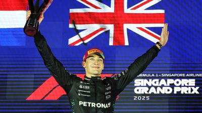 Formula 1’de Singapur Grand Prix’sini Mercedes’in Büyük Britanyalı pilotu George