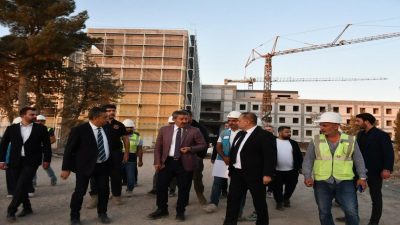 AK Parti Şırnak Milletvekili Arslan Tatar’ın başkanlığındaki heyet, inşaatı devam