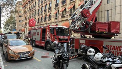 Şişli’de bir binada yapılan ısı yalıtımı çalışması sırasında çıkan yangın