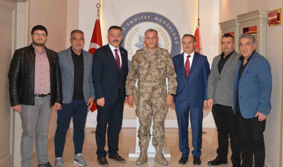 Sivas Emniyet Müdür Alaağaçlı: “Spor birleştirici güç” Sivas İl Emniyet Müdürü Ahmet Alaağaçlı, sporun birleştirici güç olduğunu
