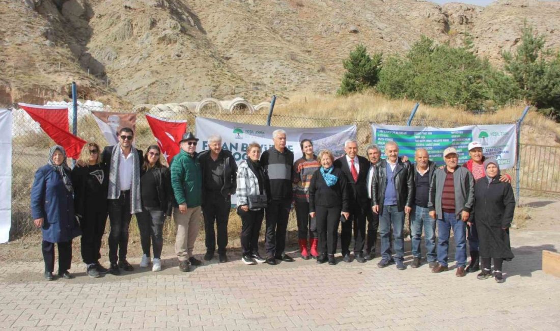 Sivas’ın Zara ilçesinde bir araya gelen üniversite öğrencileri bir haftada