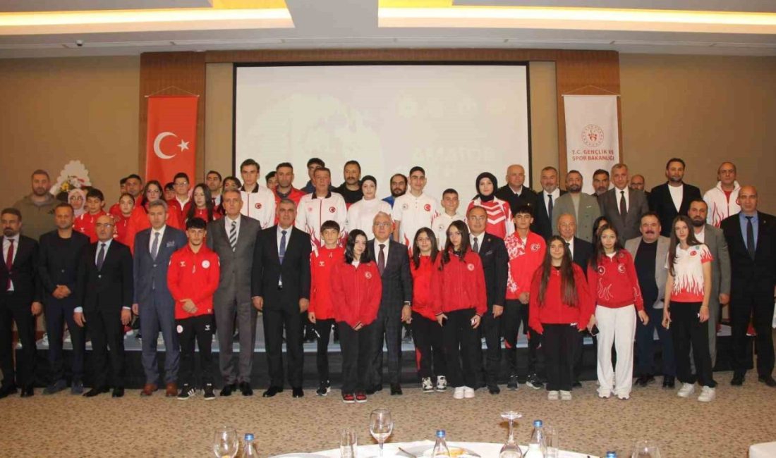 Sivas’ta “Amatör Spor Haftası Kapanış” etkinlikleri kapsamında “Zirvedeki Yiğidolar-4” sloganıyla