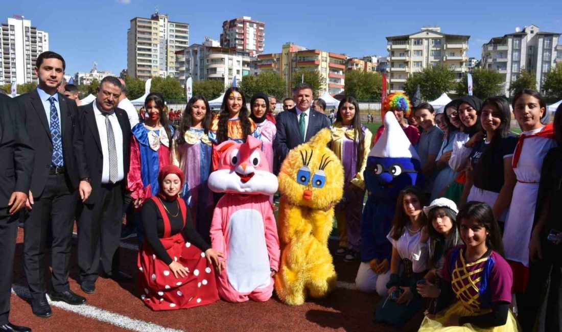 Siverek’te 4007 TÜBİTAK Bilim Şenliği başladı Şanlıurfa’nın Siverek ilçesinde, 4007 TÜBİTAK Bilim Şenliği kapsamında düzenlenen etkinlikler