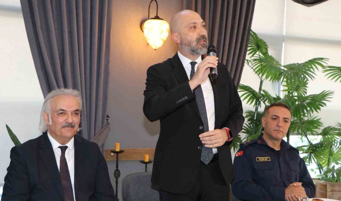 19 Ekim Muhtarlar Günü nedeniyle Söke Belediyesi, mahalle muhtarlarını kahvaltılı