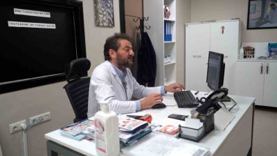 Üroloji Uzmanı Op. Dr. Tuncay Şafak, prostat hastalıklarının tedavisinde devrim
