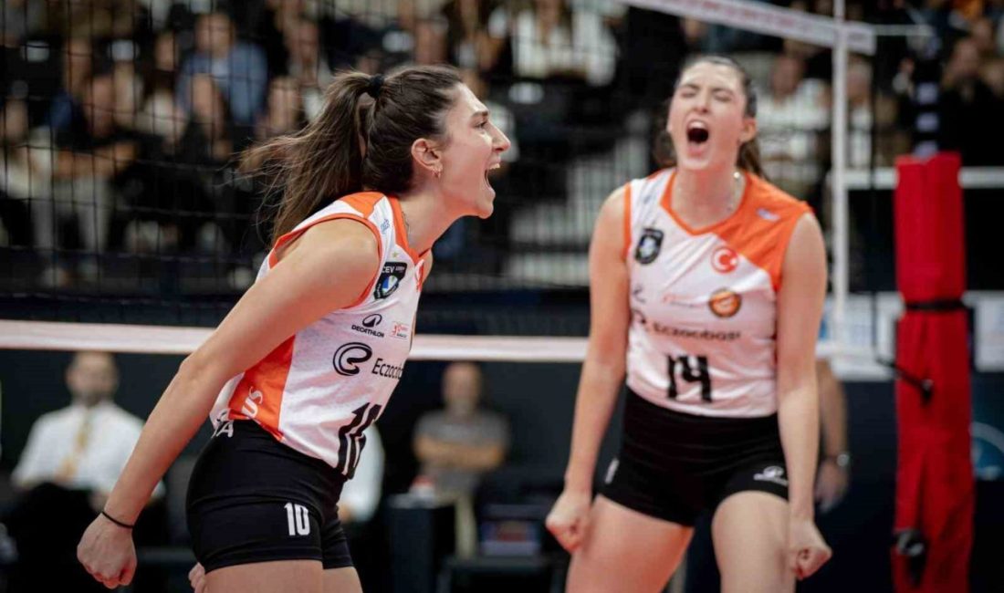 Eczacıbaşı Dynavit, Vodafone Sultanlar Ligi’nin ilk derbisinde konuk ettiği V.