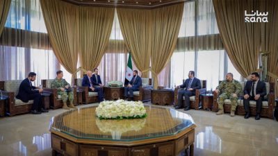 Suriye Devlet Başkanı Ahmed Eş-Şara, başkent Şam’da ABD’nin Suriye Özel