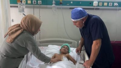 Suriye’de yaşayan ve akciğerlerindeki kistin patlaması sonucu ciddi nefes darlığı