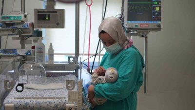 Suriye’de kalp damarları ters olarak dünyaya gelen Hamit el Salih