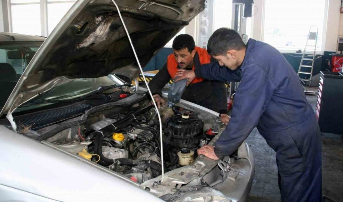 Sürücülere araçları için kış bakımı uyarısı Yüksek kesimlerde kar kendini hissettirirken otomobillerde en çok dikkat edilmesi