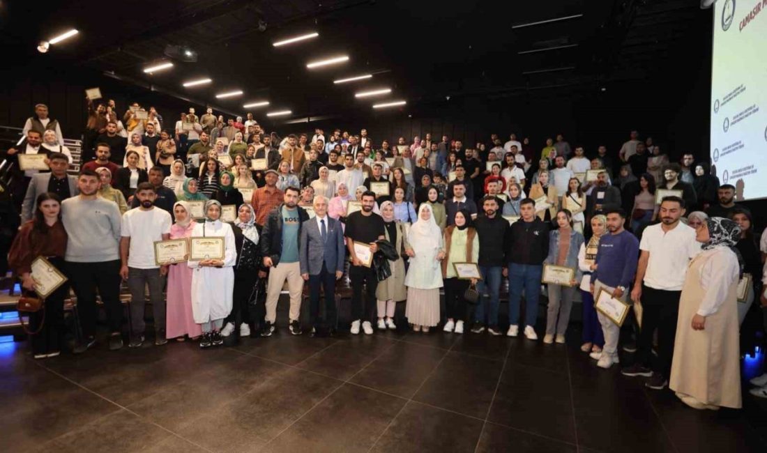 Tahmazoğlu’ndan yeni evlenecek çiftlere müjde Şahinbey Belediye Başkanı Mehmet Tahmazoğlu, evlilik hazırlığı yapan genç çiftlere