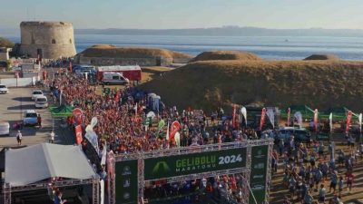 Tarihi Kilitbahir Kalesi’nde başlayıp tamamı savaş alanında gerçekleşen “10. Gelibolu