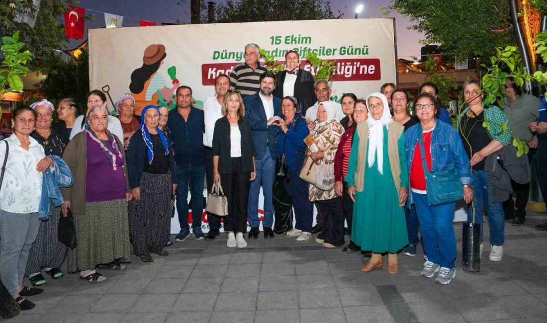 Tarsus’ta kadın üreticilere fidan desteği Mersin’in Tarsus Belediye Başkanı Ali Boltaç, kadın üreticilere ’Enter Limon’