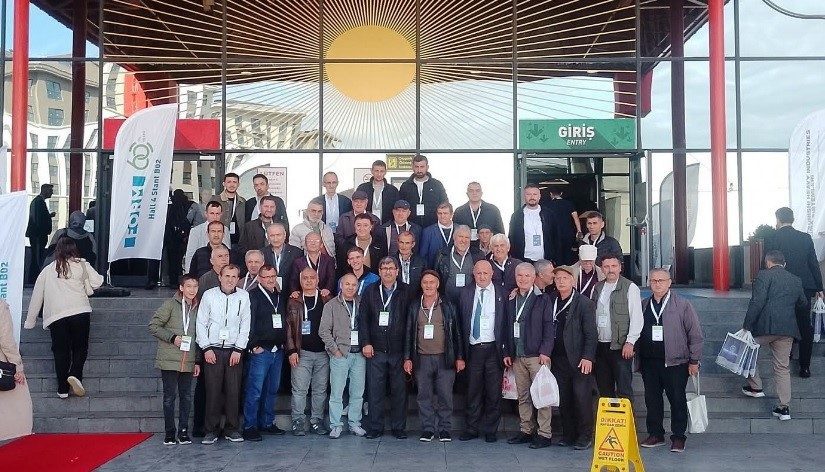 Kütahya’nın Tavşanlı ilçesinde faaliyet gösteren Elektrikçiler ve Elektronikçiler Odası üyeleri,