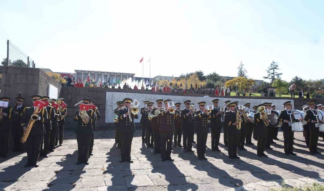 Türk Silahlı Kuvvetleri (TSK) Karma Bando Ekibi ile Milli Savunma