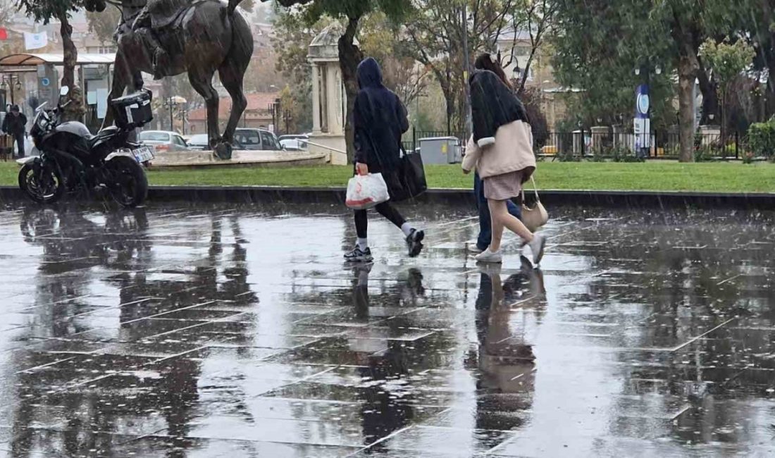 Meteoroloji Genel Müdürlüğü’nün uyarılarının ardından Tekirdağ’ın Süleymanpaşa ilçesinde etkili olan
