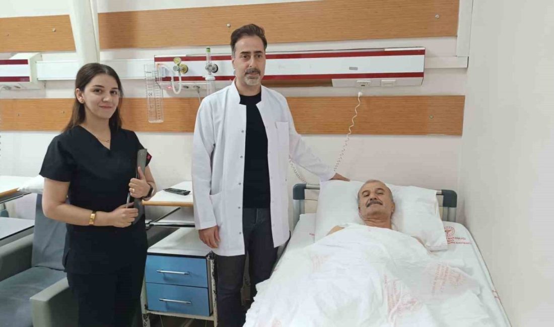 Batman’da, tenis oynarken omuz çıkığı yaşayan 64 yaşındaki Mehmet Şerif