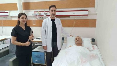 Batman’da, tenis oynarken omuz çıkığı yaşayan 64 yaşındaki Mehmet Şerif